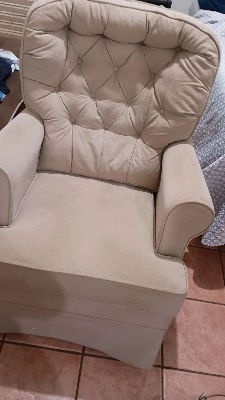 Poltrona inclinável e giratória - Foto 4
