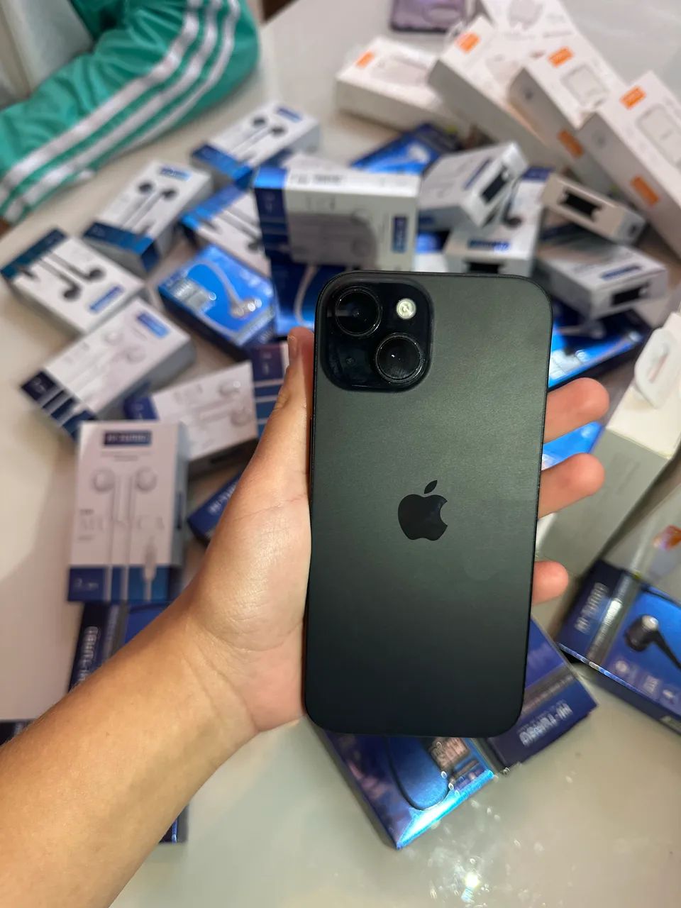 IPHONE 15 