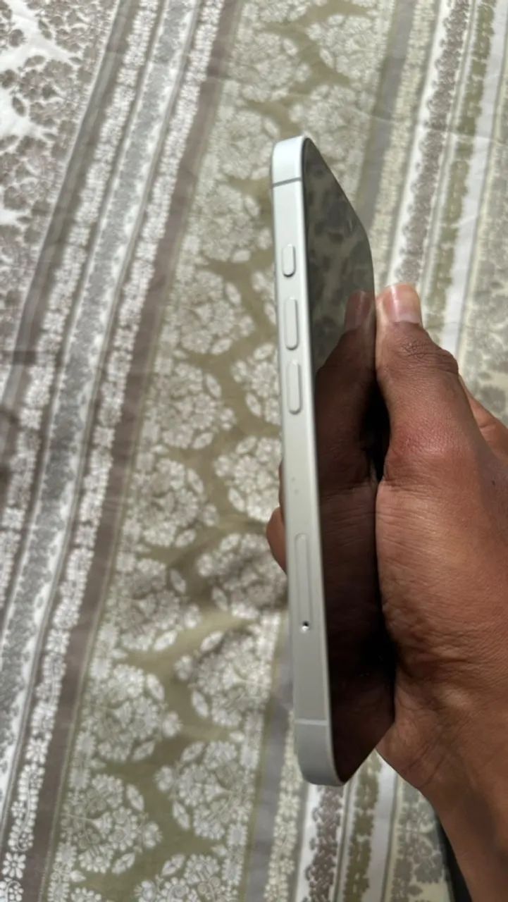 iPhone 16  - Foto 4