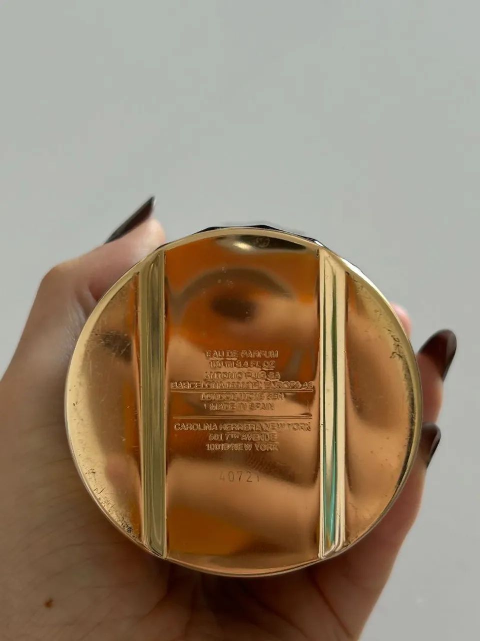 Perfume Carolina Herrera  - Foto 3