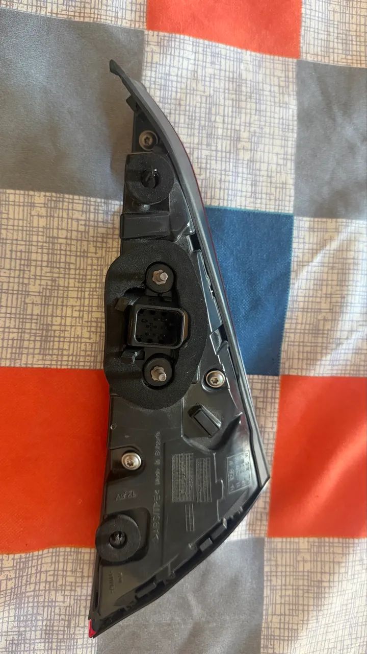 Par de lanternas Mercedes c200, c250 2023. Lado direito  - Foto 7