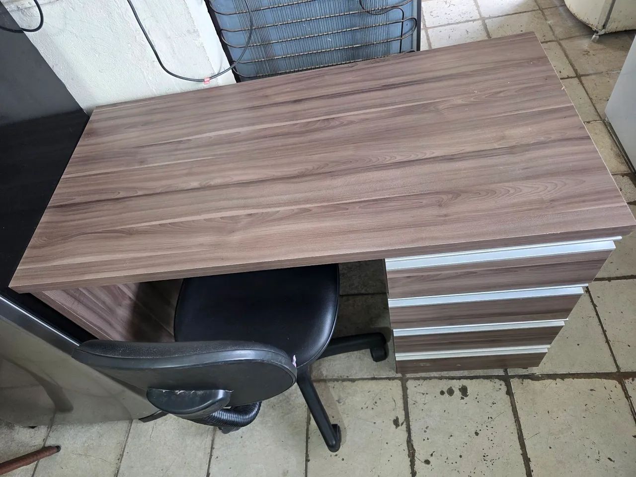 Escrivania semi nova 