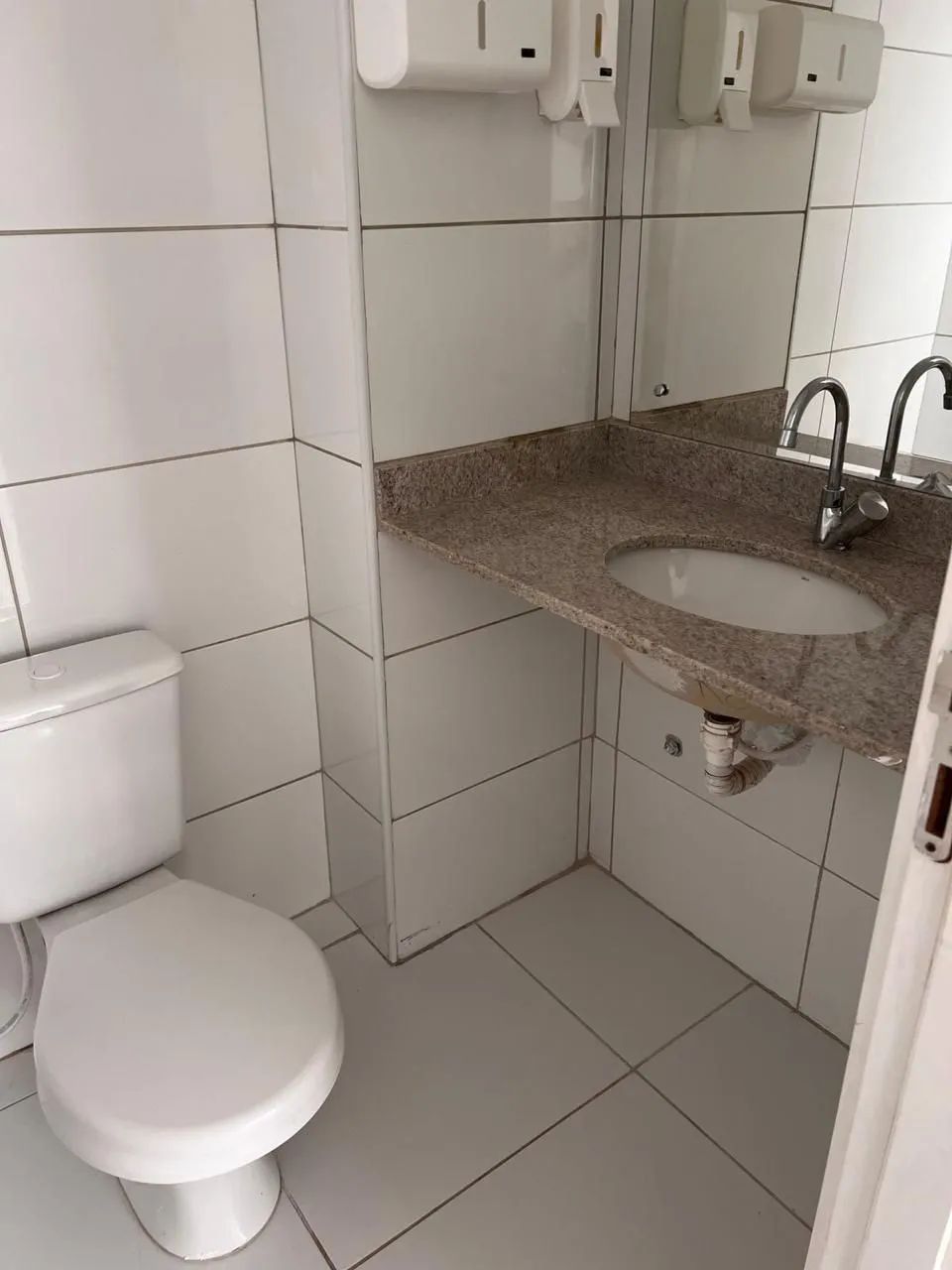SALA COMERCIAL À VENDA | CENTRO EMPRESARIAL SHOPPING DA ILHA - Foto 3