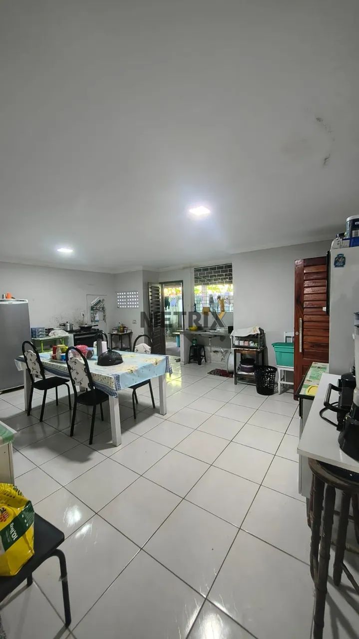 CASA AMPLA COM TERRENO | ESPAÇO E CONFORTO - Foto 4