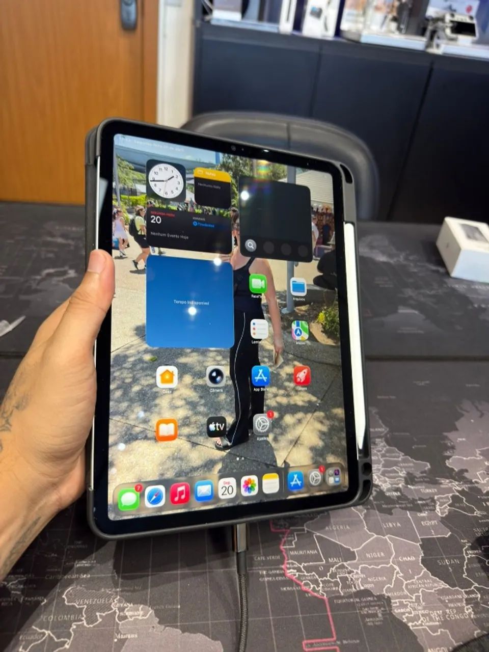 Ipad PRO 3 geracao M1 128gb com funcao celular LTE - Foto 2