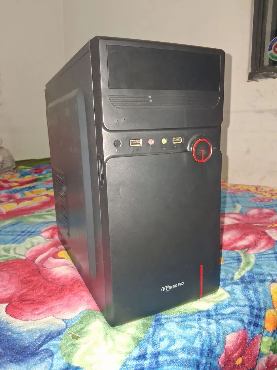 Gabinete compacto Maxxtro K1