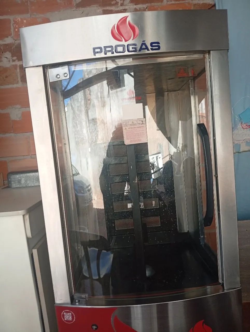 Assadeira de frango giratória 