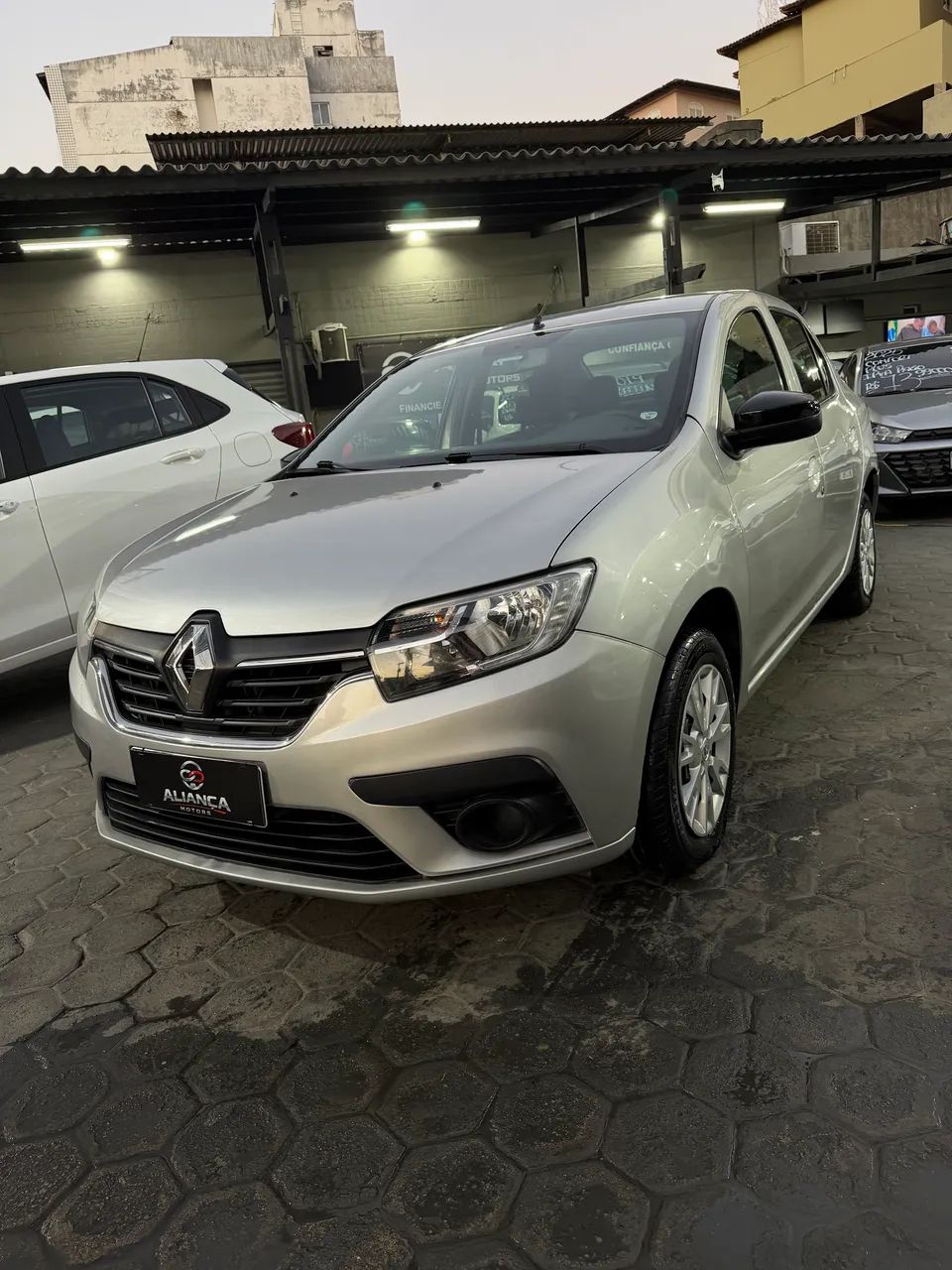 Renault Logan Dynamique Flex 1.6 16V 4P 2017 - Foto 2
