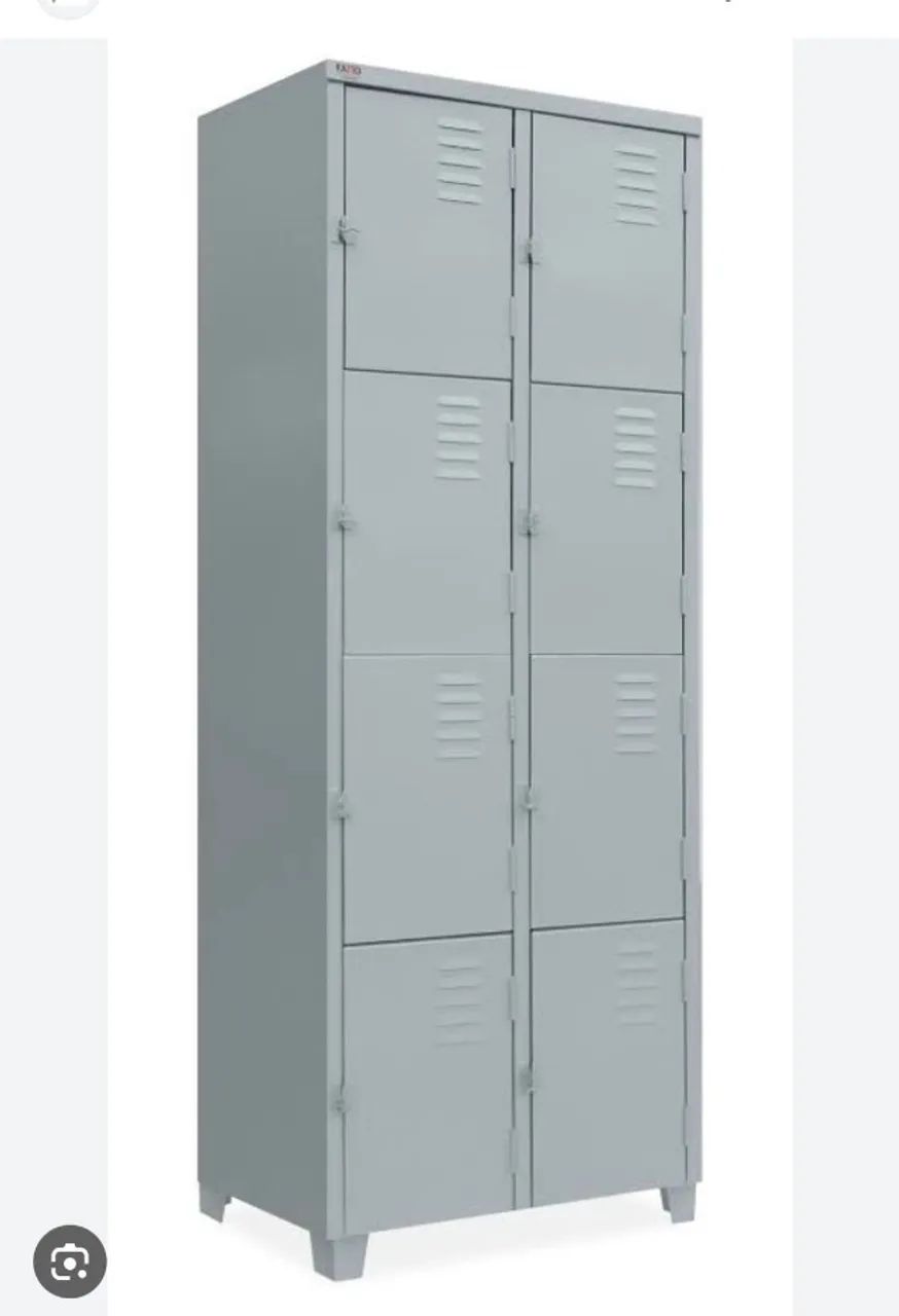 guarda volume com 8 portas