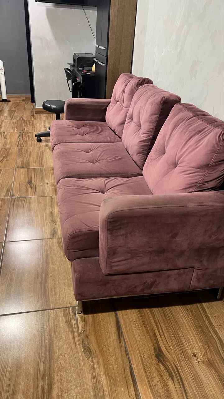 Sofá camurça muito confortável 65171907630339123