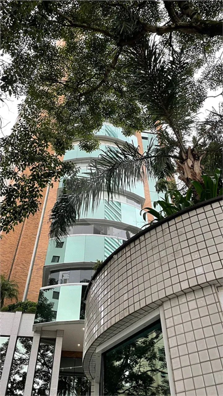 Cobertura Anália Franco com 421m², de área útil com 3 suítes, 7 banheiros e 6 vagas de gar - Foto 2