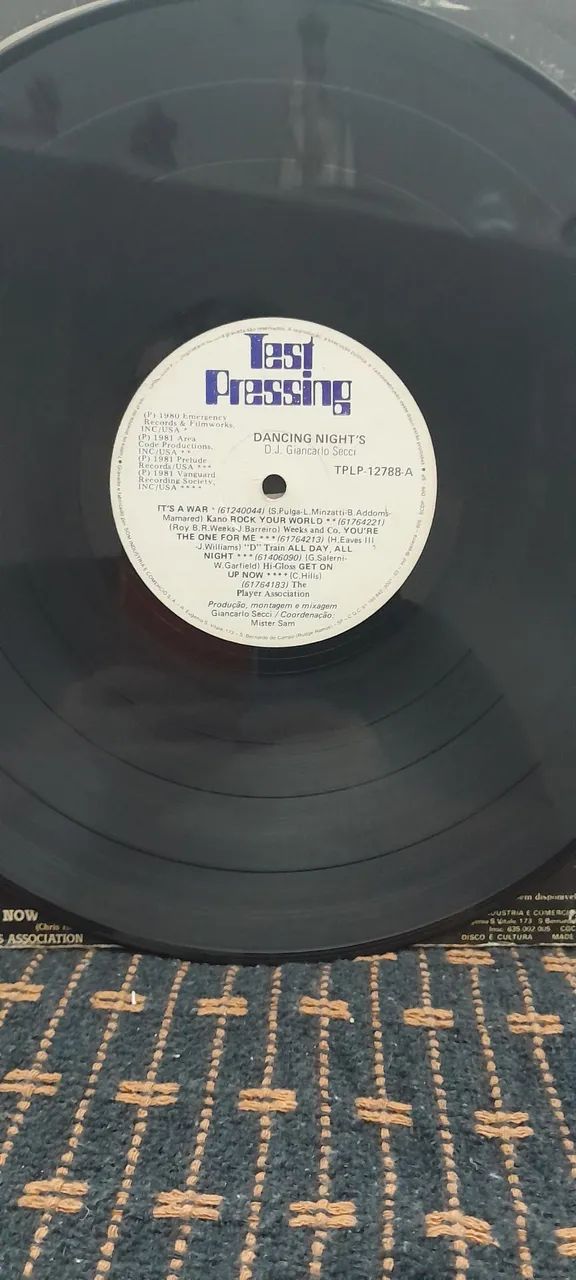 LP DANCING NIGHTS .DJ GIANCARLO SECCI 1982 - Foto 4