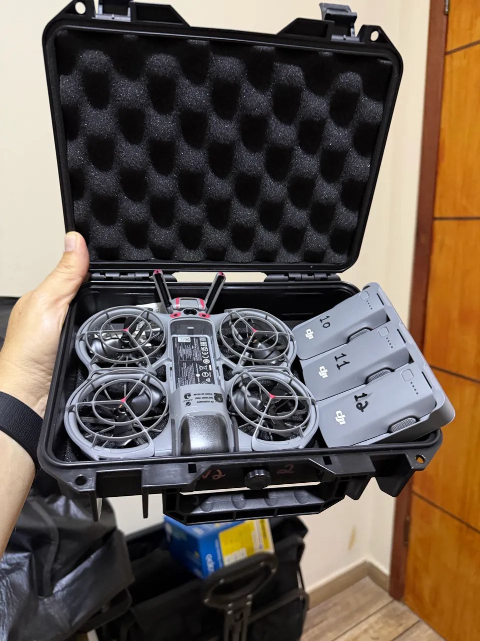 DJI Neo2, combo fly more com três baterias + hub + controle (sem tela).