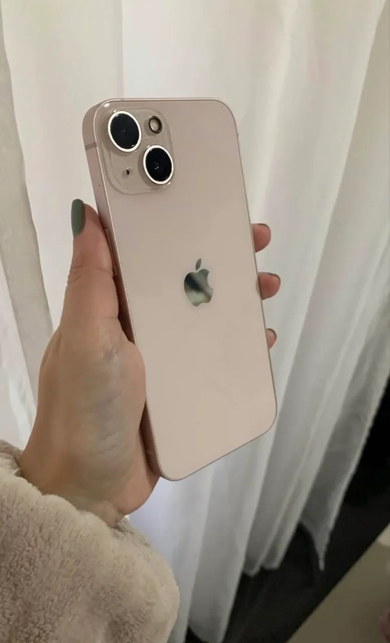 iPhone 13