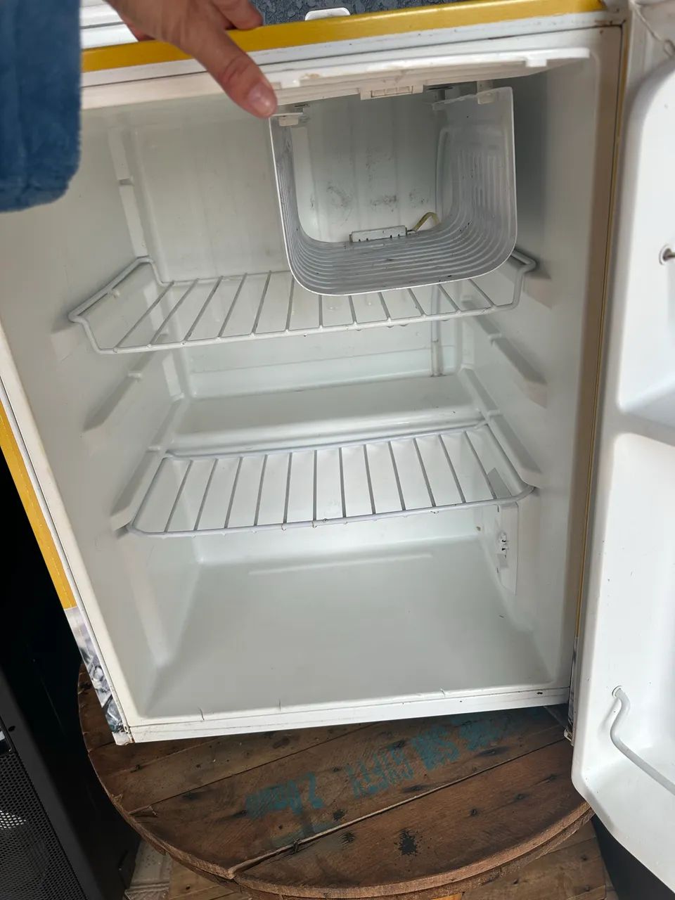 Vendo Frigobar