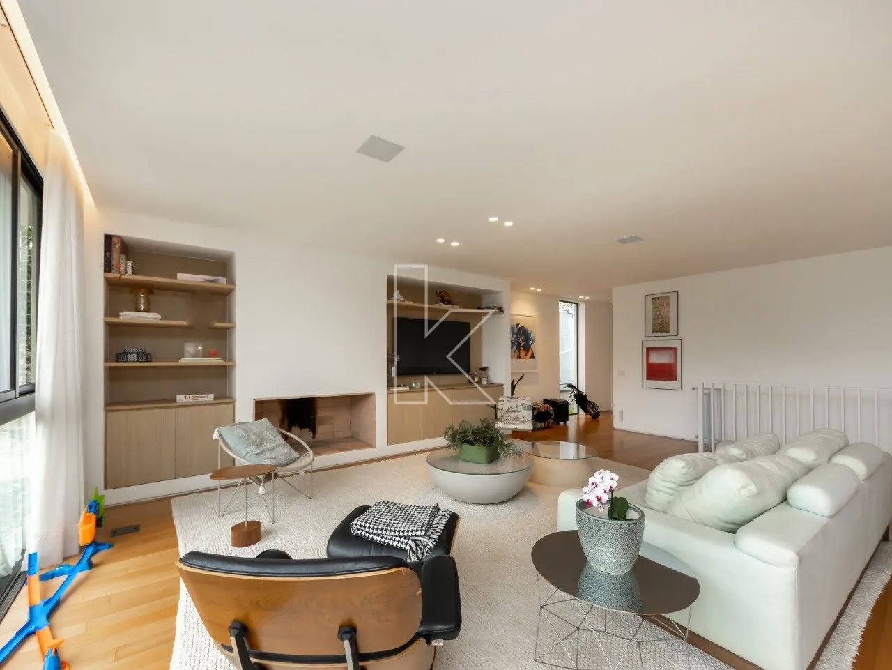 Casa reformada com design moderno no Jardim Guedala - Foto 4