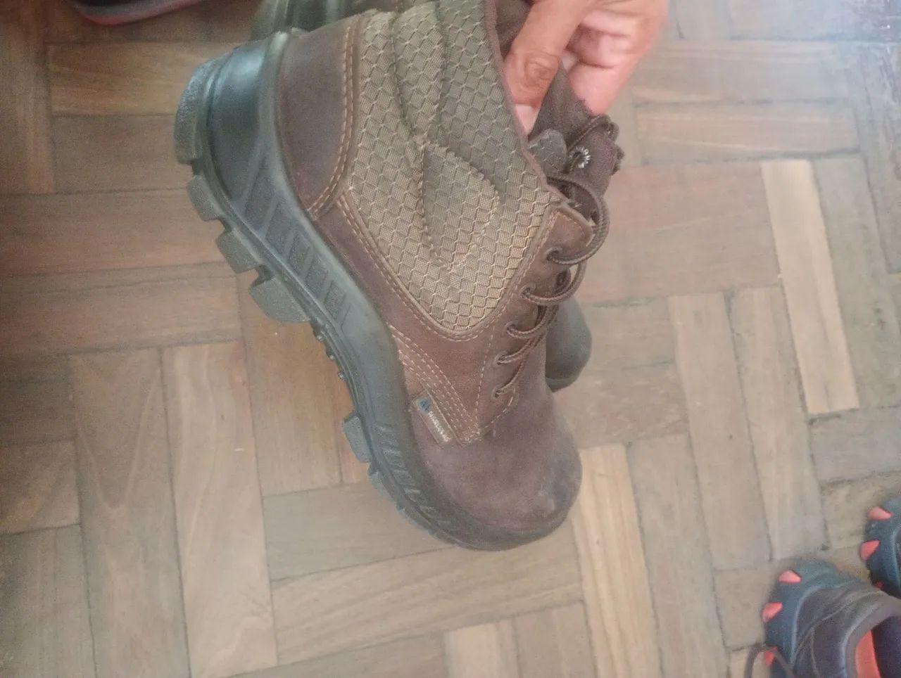 Bota marluvas muito nova  - Foto 2