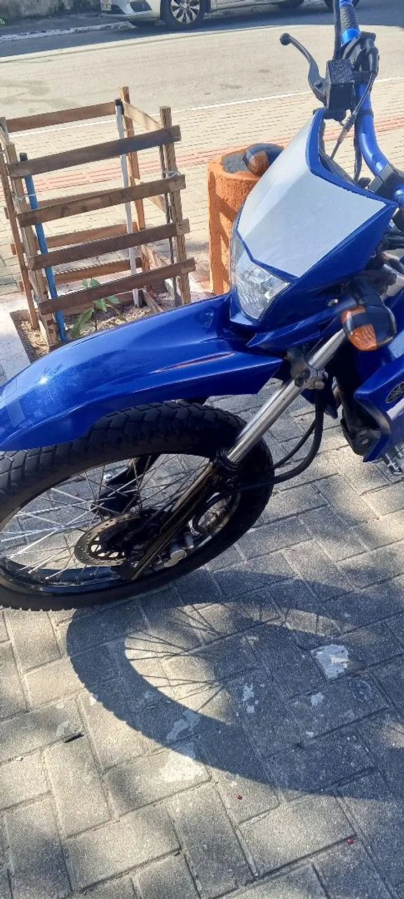 Moto azul  - Foto 5