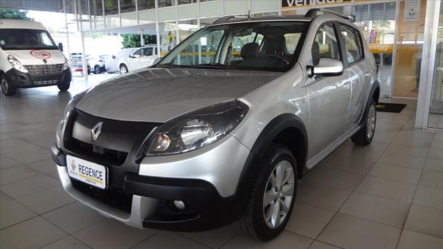 RENAULT SANDERO 1.6 STEPWAY 8V FLEX 4P MANUAL