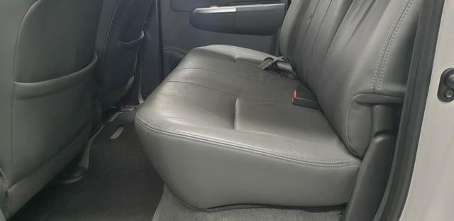 Toyota Hilux CD Srv 2.7 Flex VVTi 14/15 - Foto 18