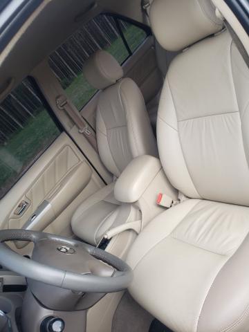 Hilux SW4 3.0 4x4 Diesel - Foto 8