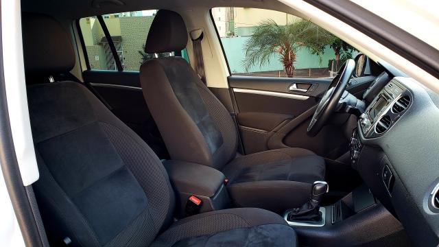 Aceita Troca VW Tiguan 2.0 TSI Baixo Km - Foto 8