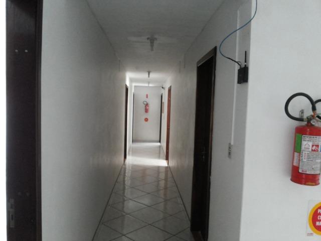 Quarto com banheiro, internet, agua, luz, inclusos - Foto 4
