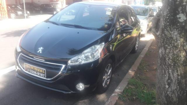 03 - Peugeot 208 Alure - Completão c/ Teto panorâmico
