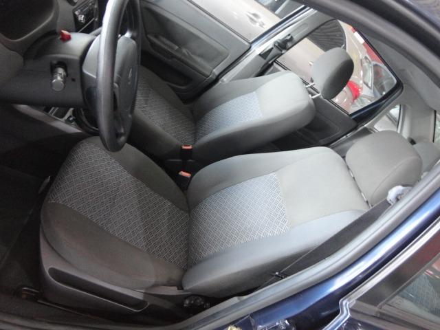 Ford Fiesta Sed. 1.6 Flex - Foto 10