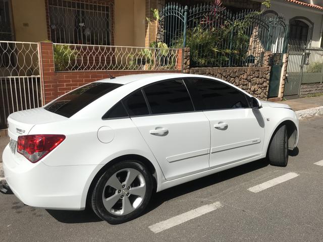 Chevrolet Cruze Sedã 2014 - GNV- IPVA 2020 ok - Automático - Banco em couro - Foto 7