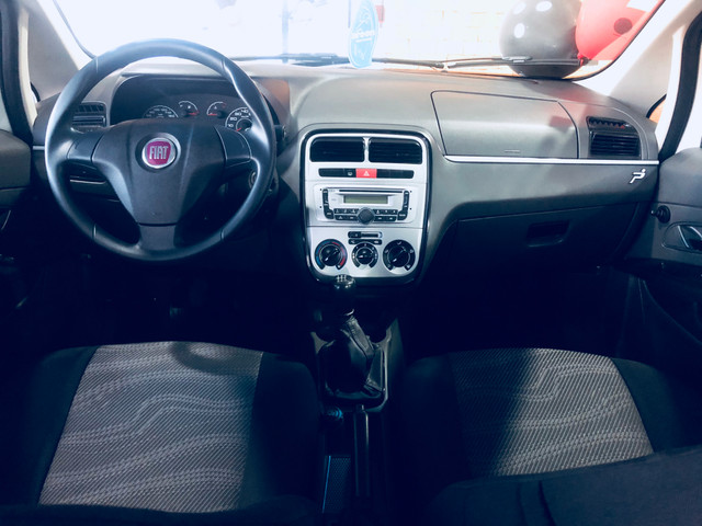 Fiat Punto Atracitve único dono 1.4 2012 - Foto 12