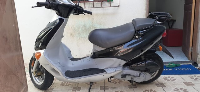 MOTO ESCUTA