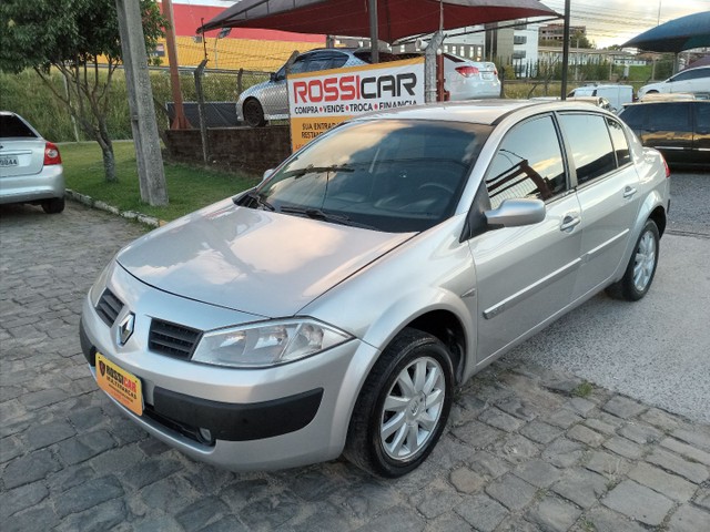 MEGANE 1.6 COMPLETO 2007