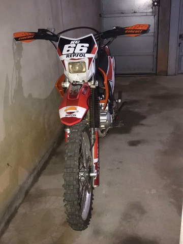 MOTO DE TRILHA