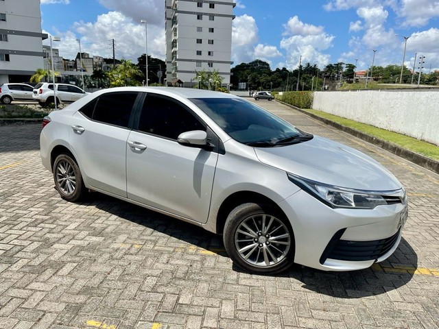 VENDO COROLA GLI 1.8 ALTOMATICO: