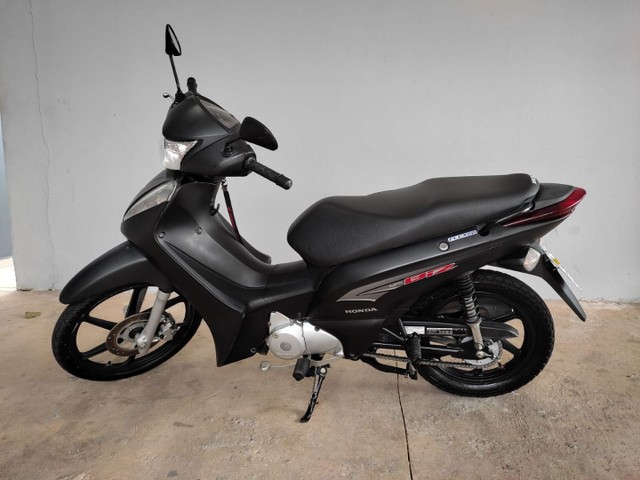VENDO HONDA BIZ MAIS 125 2015