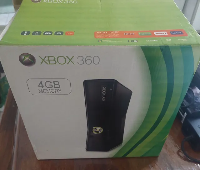 vendo Xbox 360 desbloqueado impecável 300$ - Hobbies e coleções - Vila São  Tiago, Piraquara 1247668031