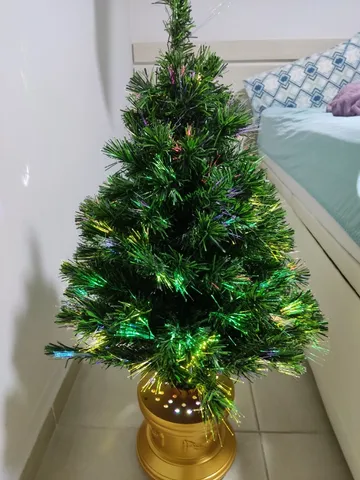 Arvore de Natal 1,80 Mts Fibra Otica e Led de Bolinhas Coloridas Arvores de  Natal