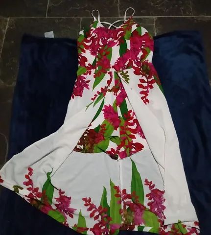 Vestido seminovo 