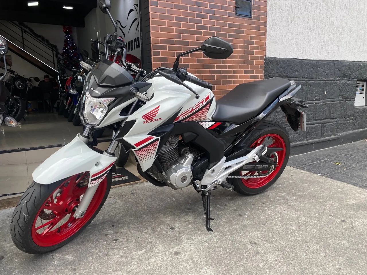 CB250 Twister Cbs- 2022 - Foto 7