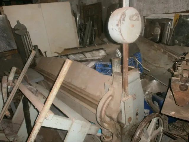 viradeira /dobradeira industrial para funilaria- dobra chapa de 2 mt - Foto 3