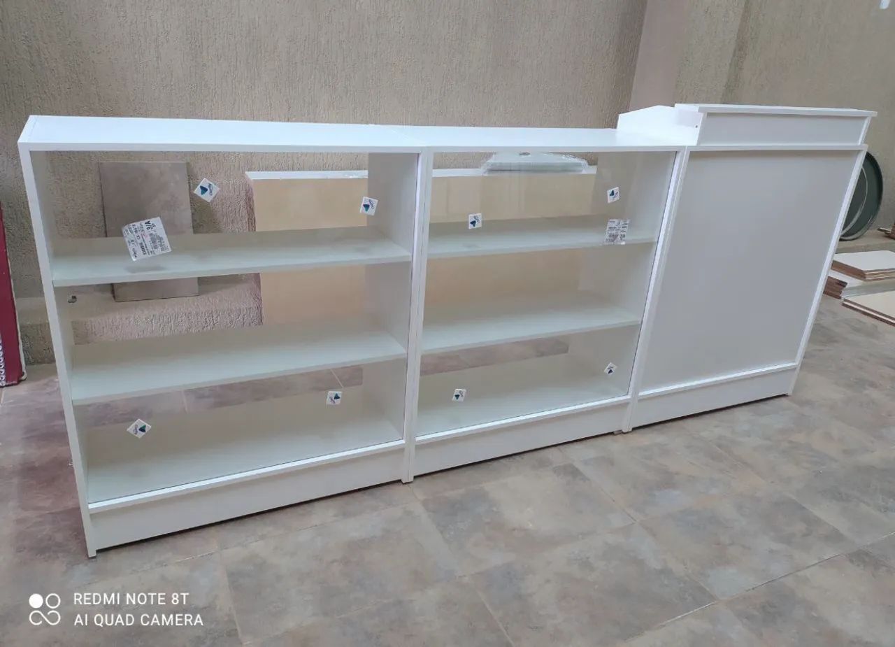 BALCÃO CAIXA + BALCÕES VITRINE MDF BRANCO 