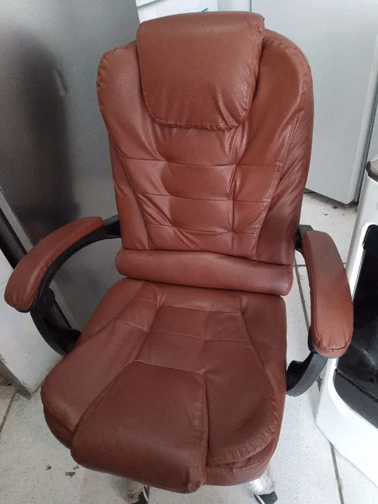 Cadeira presidente giratória