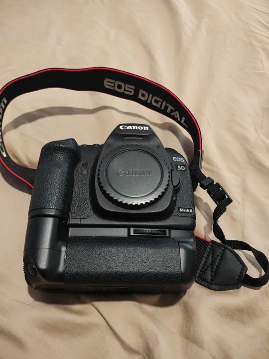 Canon EOS 5D Mark II - Câmera DSLR Profissional - Foto 5