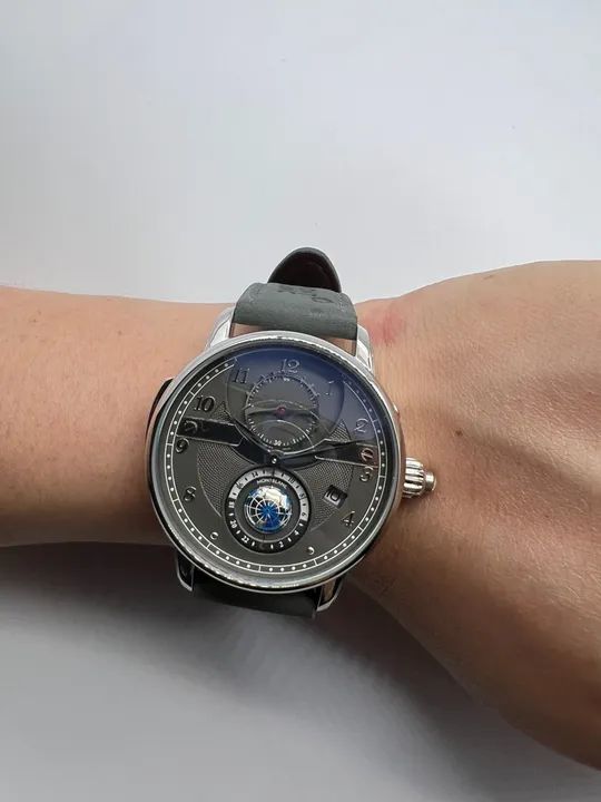 Relógio MontBlanc Planet 44mm - Foto 5