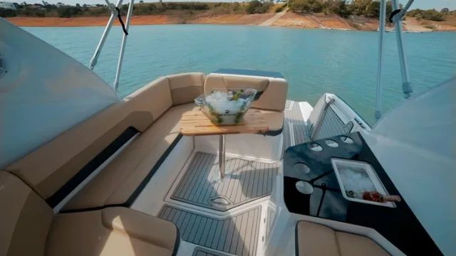 Lancha Ventura 300 DayCruiser (30 pés) - ñ Coral/NX/Focker/FS/Armati - Foto 4