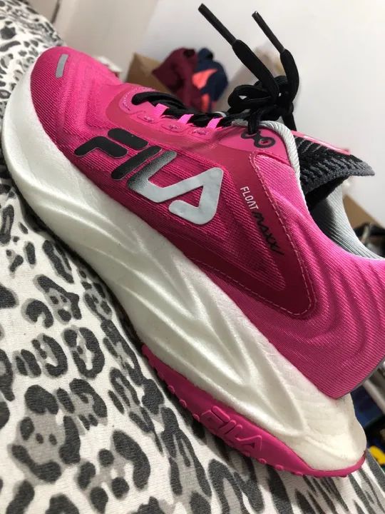Tênis Fila Rosa - Tamanho 38