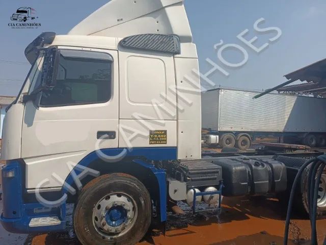 VOLVO FM 370 6x2 ANO 2012 LEITO - Foto 3