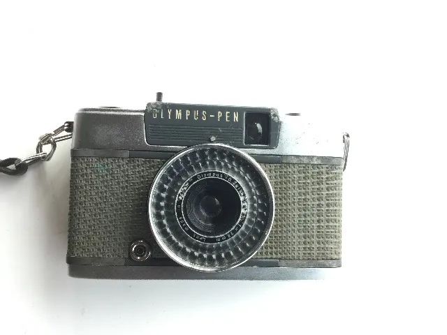 camera fotografica antiga olympus-pen