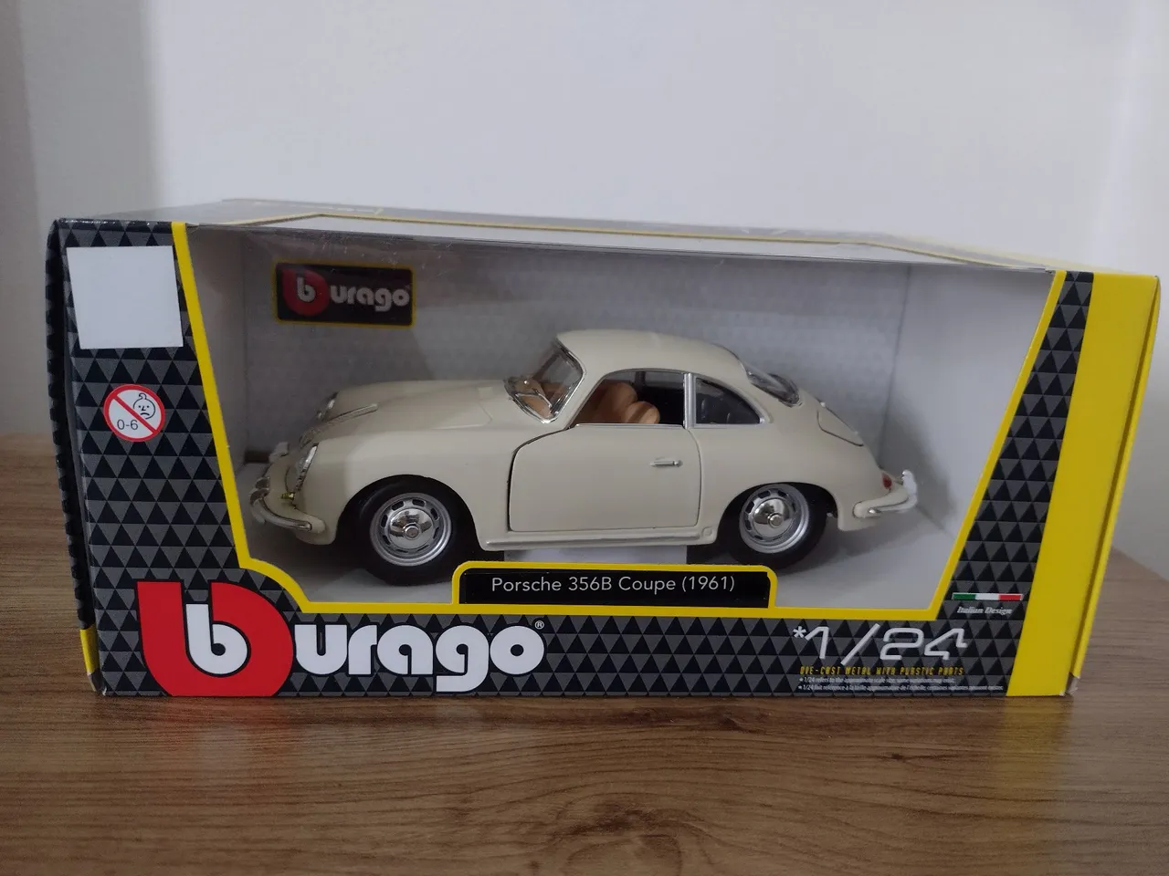 Porsche 356B Coupe 1/24 Burago